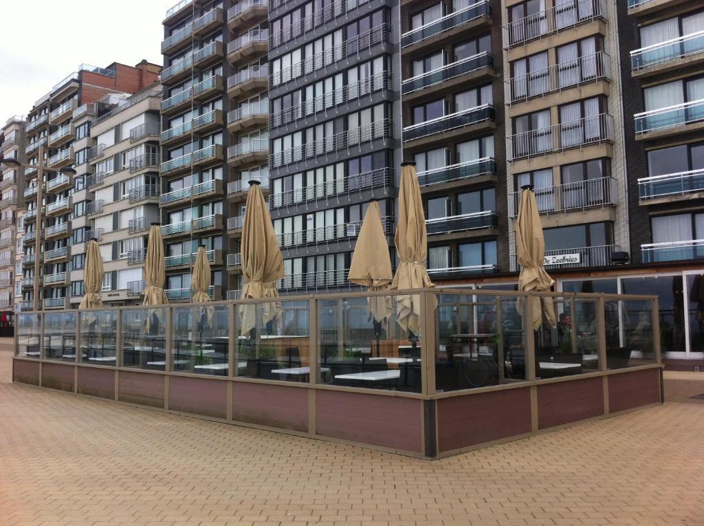 Hotel De Zeebries Budget Middelkerke Kültér fotó