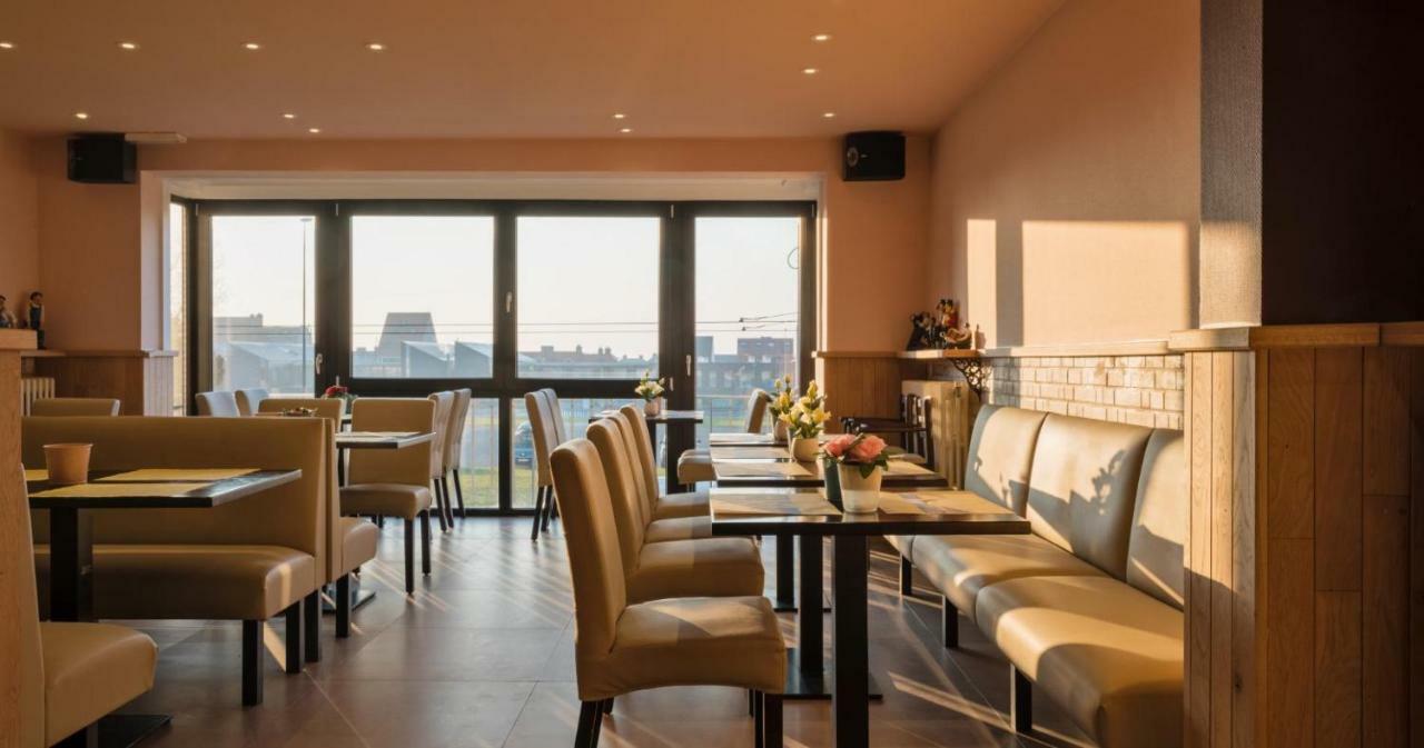 Hotel De Zeebries Budget Middelkerke Kültér fotó