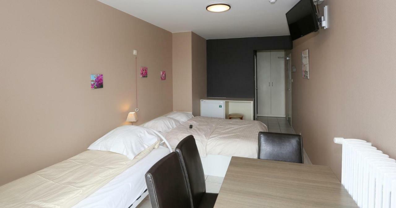 Hotel De Zeebries Budget Middelkerke Kültér fotó